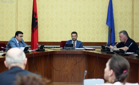 Komisioni i Ekonomise miraton kredine 100 mln euro me BERZH per depozitat
